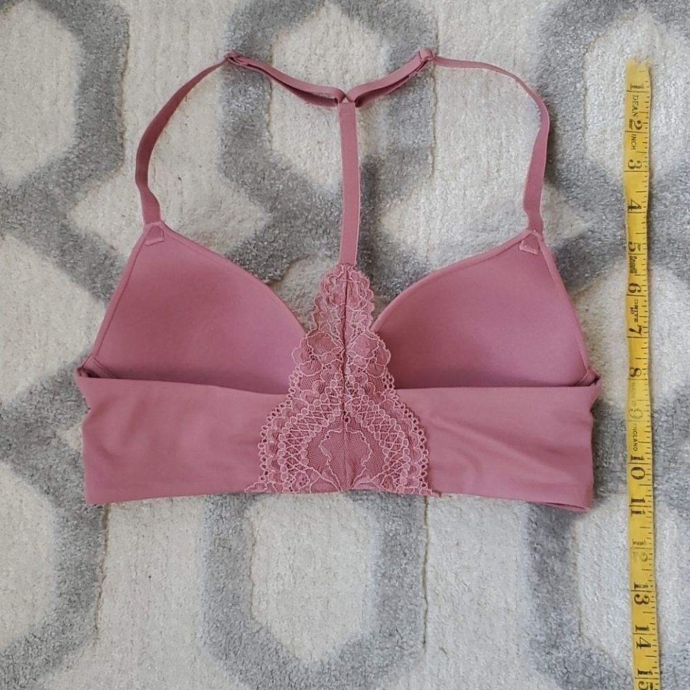 2 LA SENZA Bralettes  - Picture 3 of 9